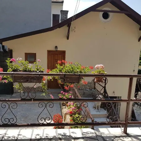 Apartman Cozy In The Heart Of